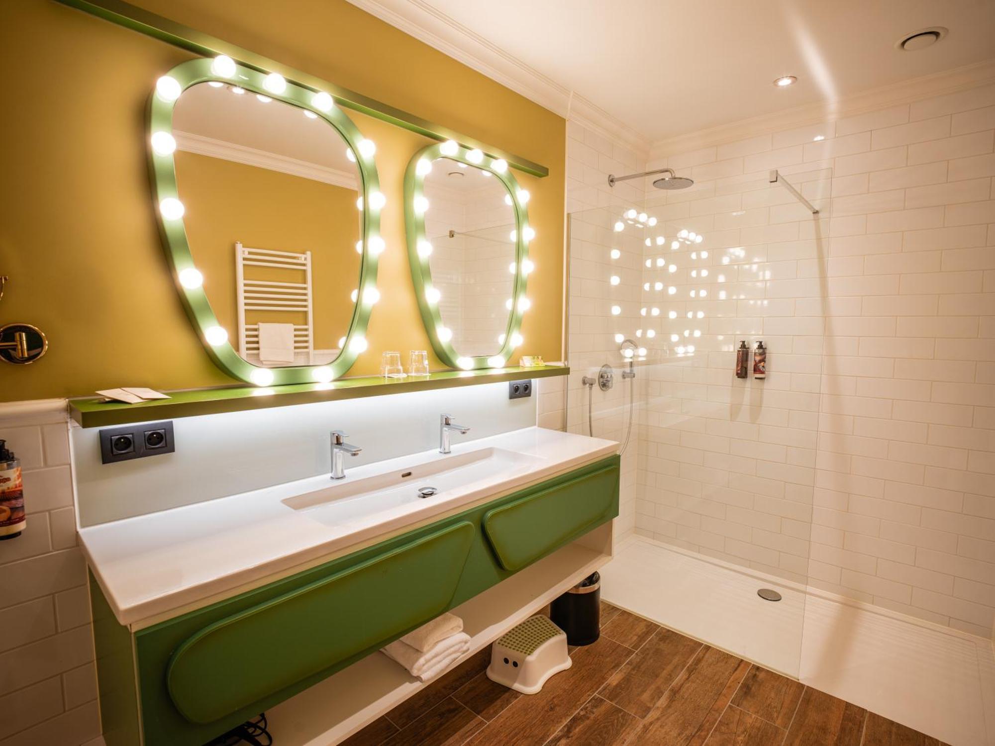 Theater Hotel De Panne Esterno foto